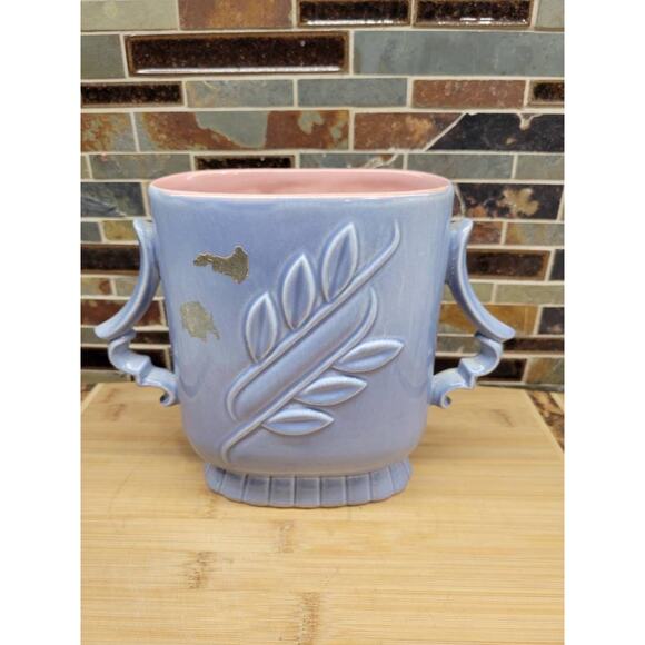 Vintage Red Wing Pottery Vase, Double Handle 1174, Embossed Leaves MCM - Picture 4 of 8